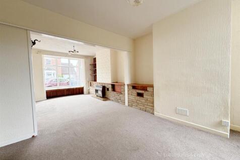 112 Hawthorn Rd Kettering updated-13.jpg