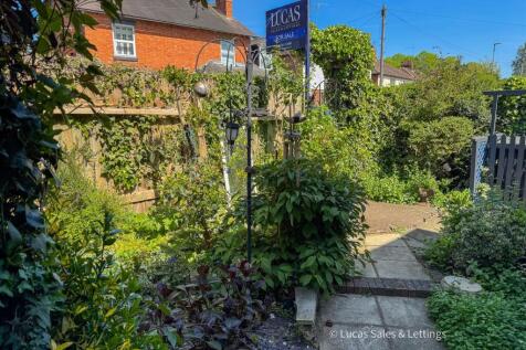 197 Rushton Rd Desborough-07.jpg