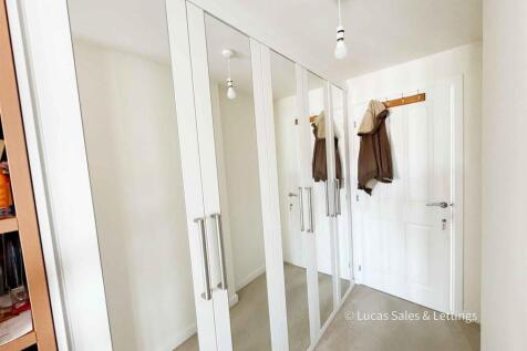 23 Claydon Ave BS-20.jpg