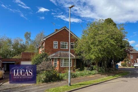 55 Hall Close Kettering-1.jpg