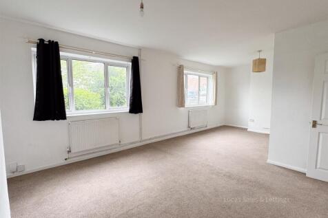 2 Elizabeth Rd Rothwell-11.jpg