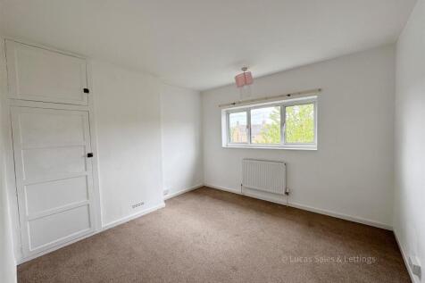 2 Elizabeth Rd Rothwell-06.jpg