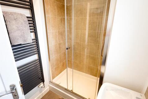 100 Hanwood Park Ave BS-18.jpg