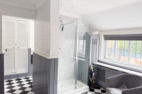 36 Trafalgar Rd K-14.jpg