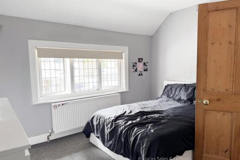 36 Trafalgar Rd K-17.jpg