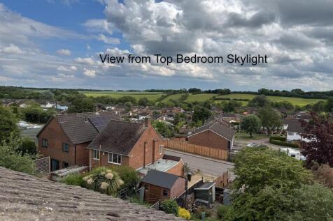 92 Glendon Rd Rothwell-2.jpg
