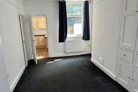 77nelsonst3.jpg