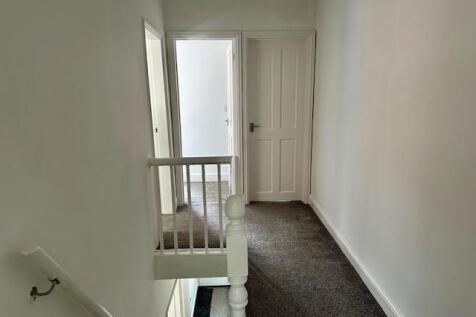 77nelsonst8.jpg