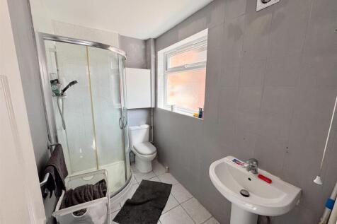 52b Tresham St Kettering-3.jpg