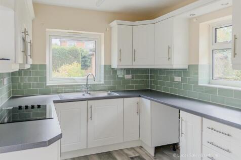 112 Gipsy Lane Kettering-11.jpg