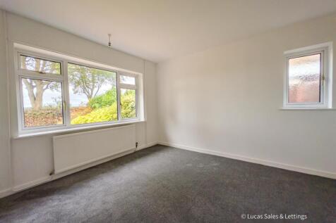 112 Gipsy Lane Kettering-09.jpg
