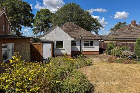112 Gipsy Lane Kettering-20.jpg