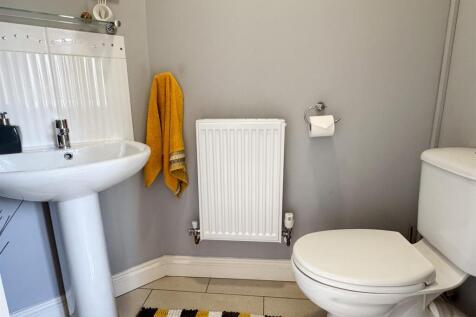 1 Caswell Close Kettering-2.jpg