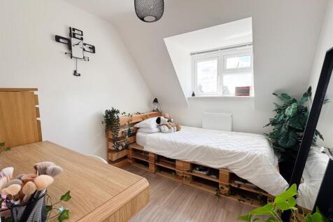 1 Caswell Close Kettering-22.jpg
