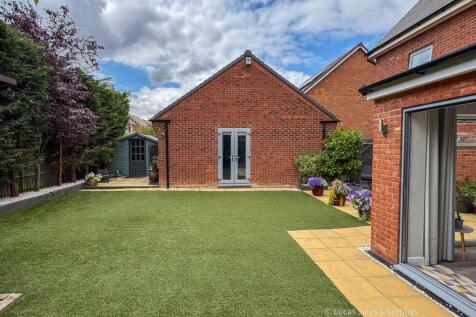 13 Sulgrave St Barton Seagrave-27.jpg