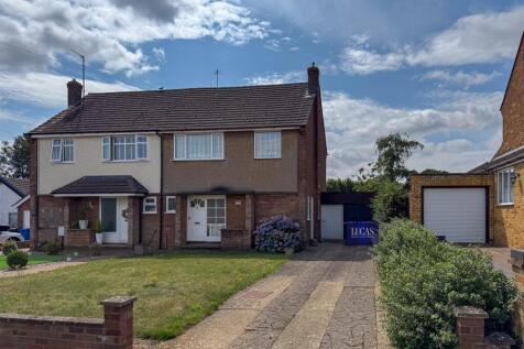 14 Westhill Cl Kettering.jpg