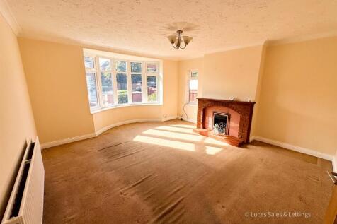 3 Larch Rd Kettering-22.jpg