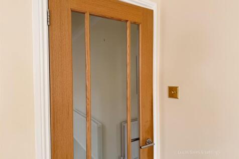 3 Larch Rd Kettering-20.jpg