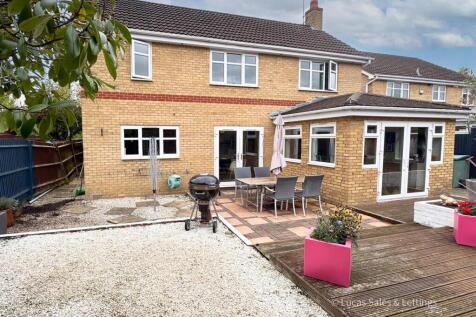 13 Settlers Fields Kettering-01.jpg