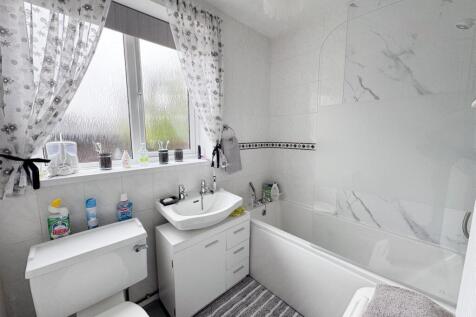 13 Cardigan Rd Stanion-09.jpg