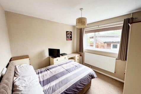 13 Cardigan Rd Stanion-08.jpg