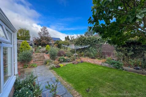 22 Beauly Ct Kettering-5.jpg