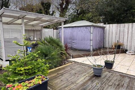 4 Greenfield Ave Kett-04.jpg