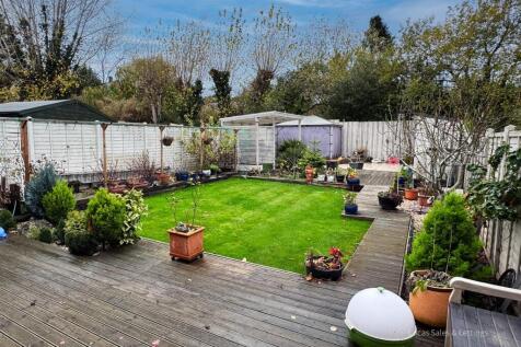 4 Greenfield Ave Kett-05.jpg