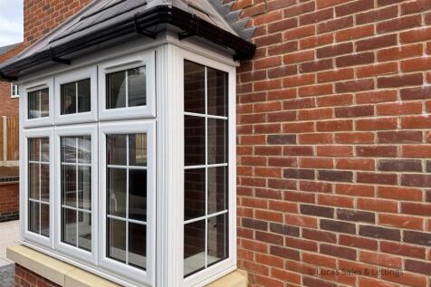 50 Rushton Rd Desborough-4.jpg