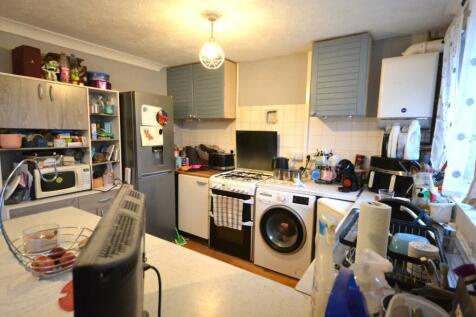 Kitchen a.JPG