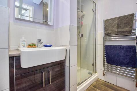 Shower Room.jpg