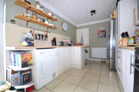 kitchen 2.JPG