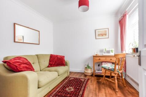 bedroom 3.jpg