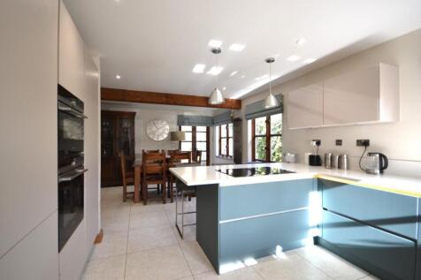Kitchen Angle 2.JPG