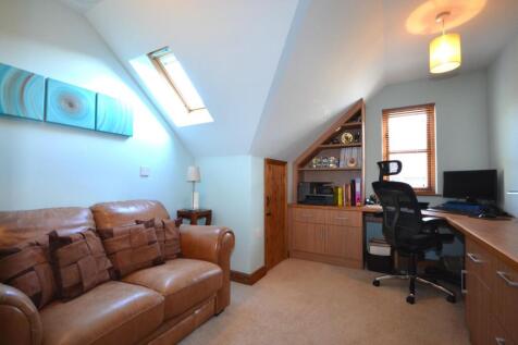 Bedroom 4.JPG