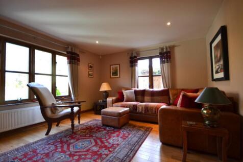Sitting Room.JPG