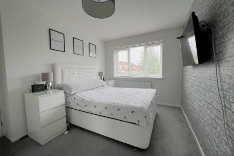 bed 1.2.jpg