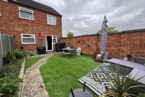 garden 2.jpg