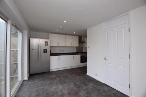 kitchen 2.JPG