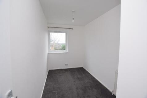 bedroom 3.JPG