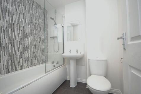 54 fw bathroom.jpg