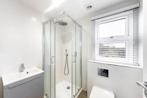 En Suite Shower