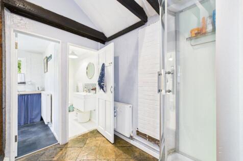 Annex Shower Area