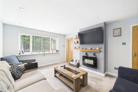 Living Room/Snug