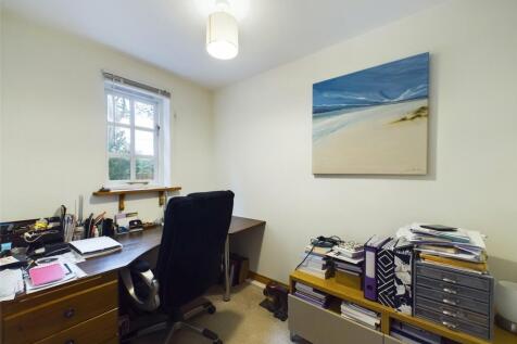 Bedroom/Study