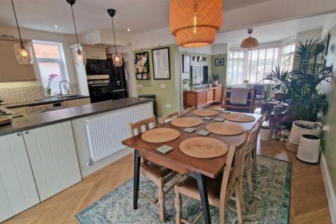 open plan1.jpg
