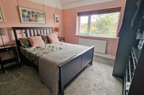 Bedroom1.jpg