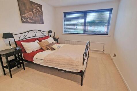Main bedroom.jpg