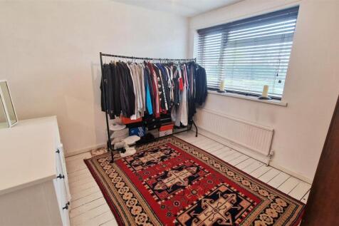 Bedroom2.jpg