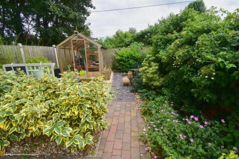 26 Main Road Twycross Greenhouse.JPG